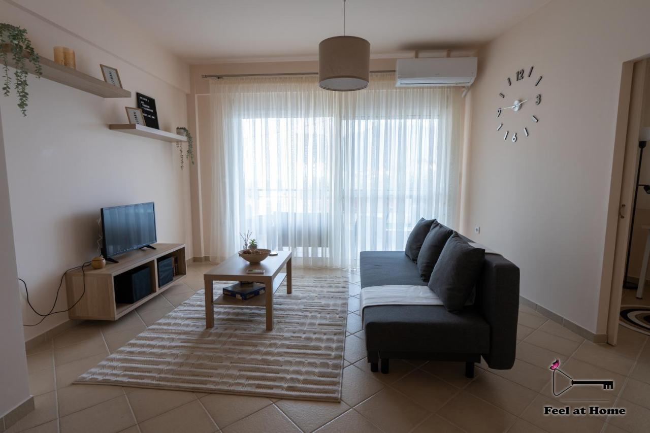 Feel At Home - Kalamata - Near The Center Exterior foto