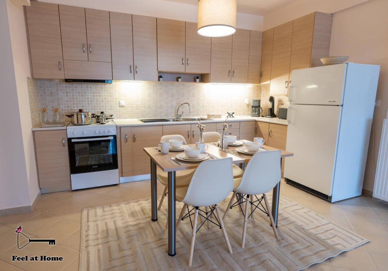 Feel At Home - Kalamata - Near The Center Exterior foto
