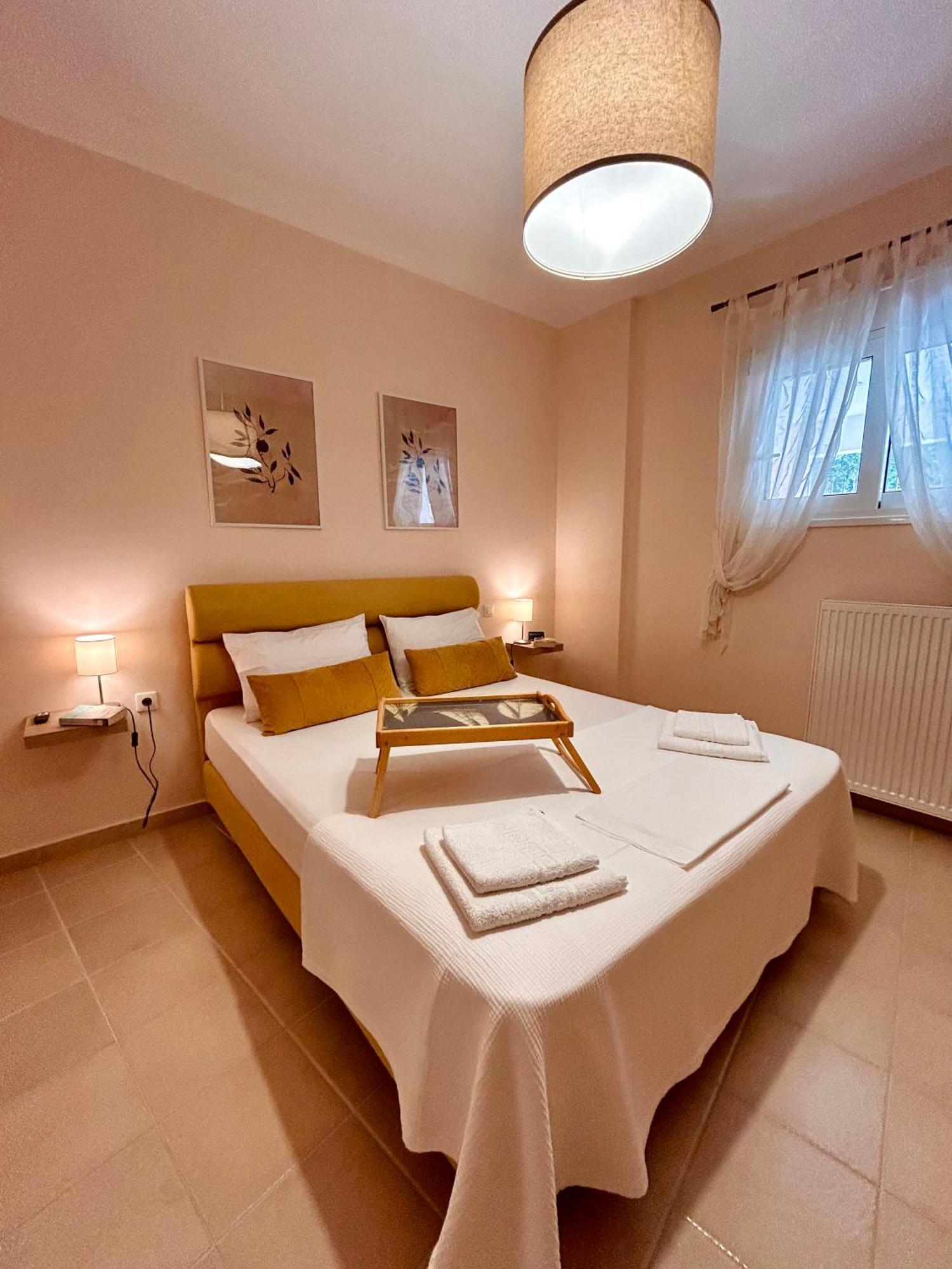 Feel At Home - Kalamata - Near The Center Exterior foto