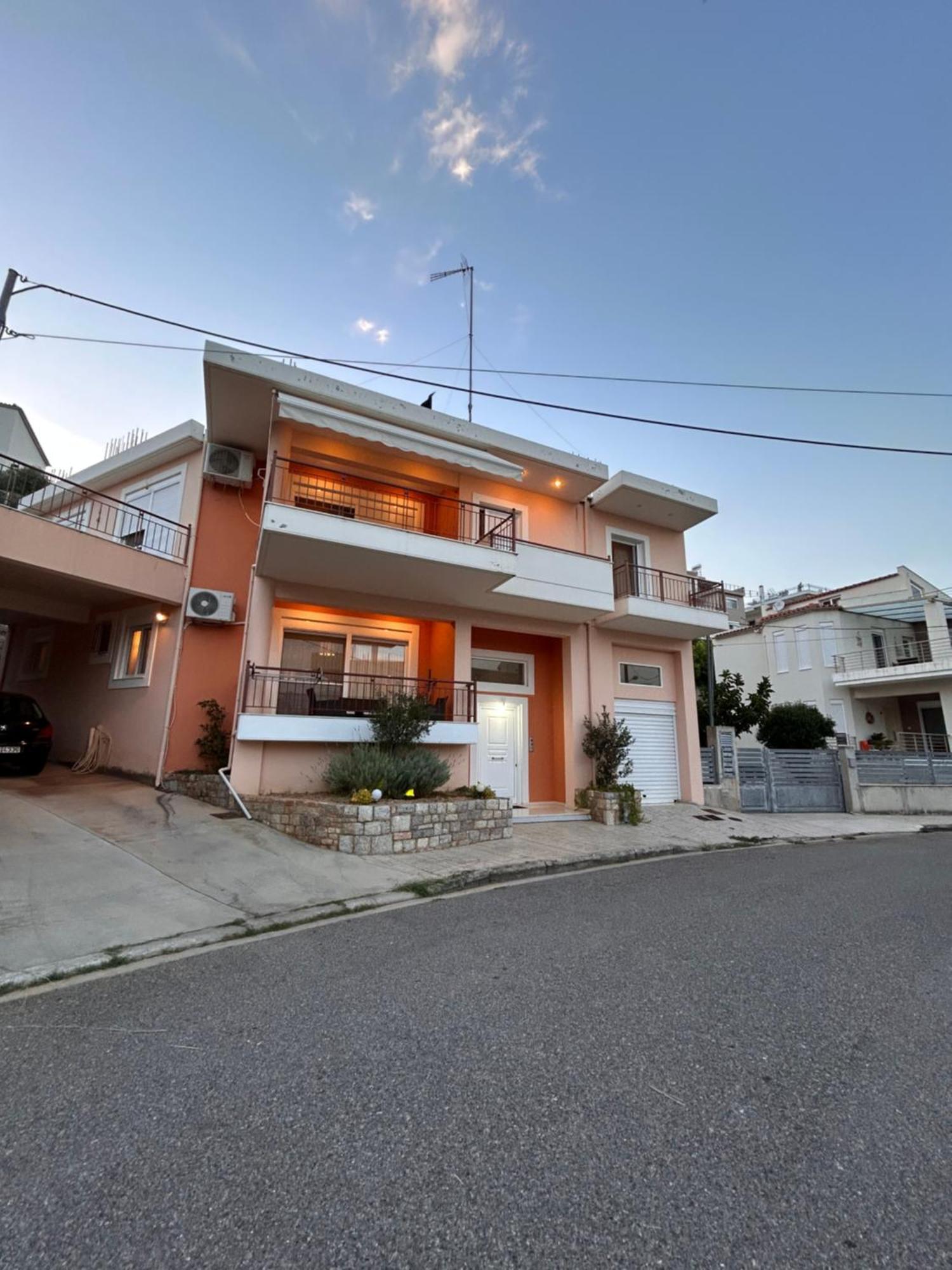 Feel At Home - Kalamata - Near The Center Exterior foto