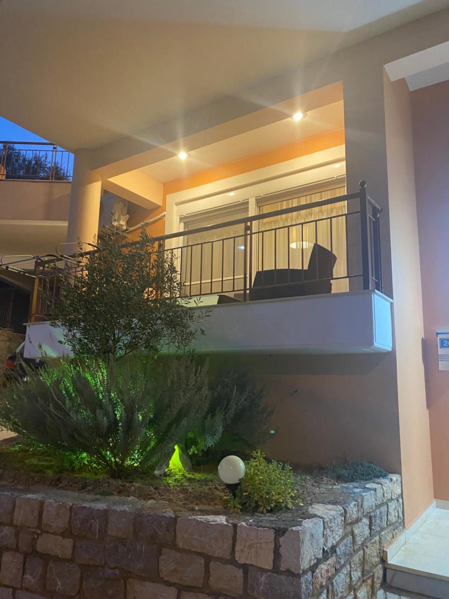 Feel At Home - Kalamata - Near The Center Exterior foto