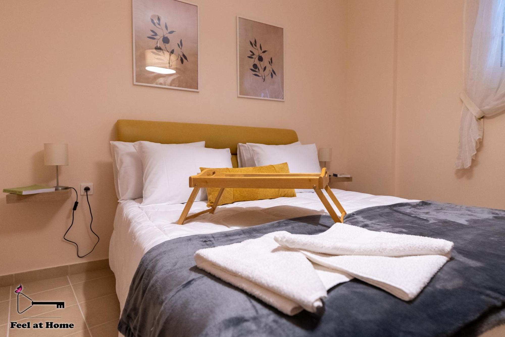 Feel At Home - Kalamata - Near The Center Exterior foto