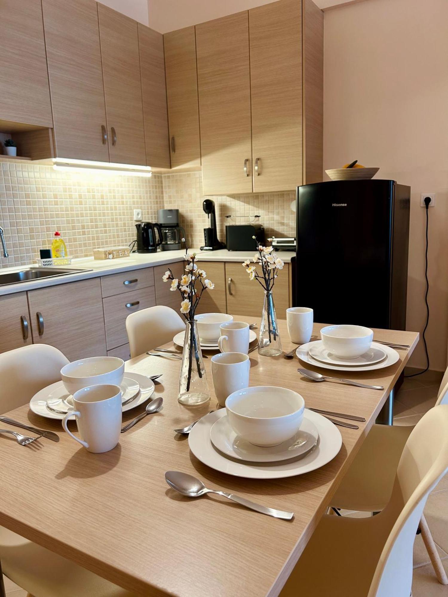 Feel At Home - Kalamata - Near The Center Exterior foto