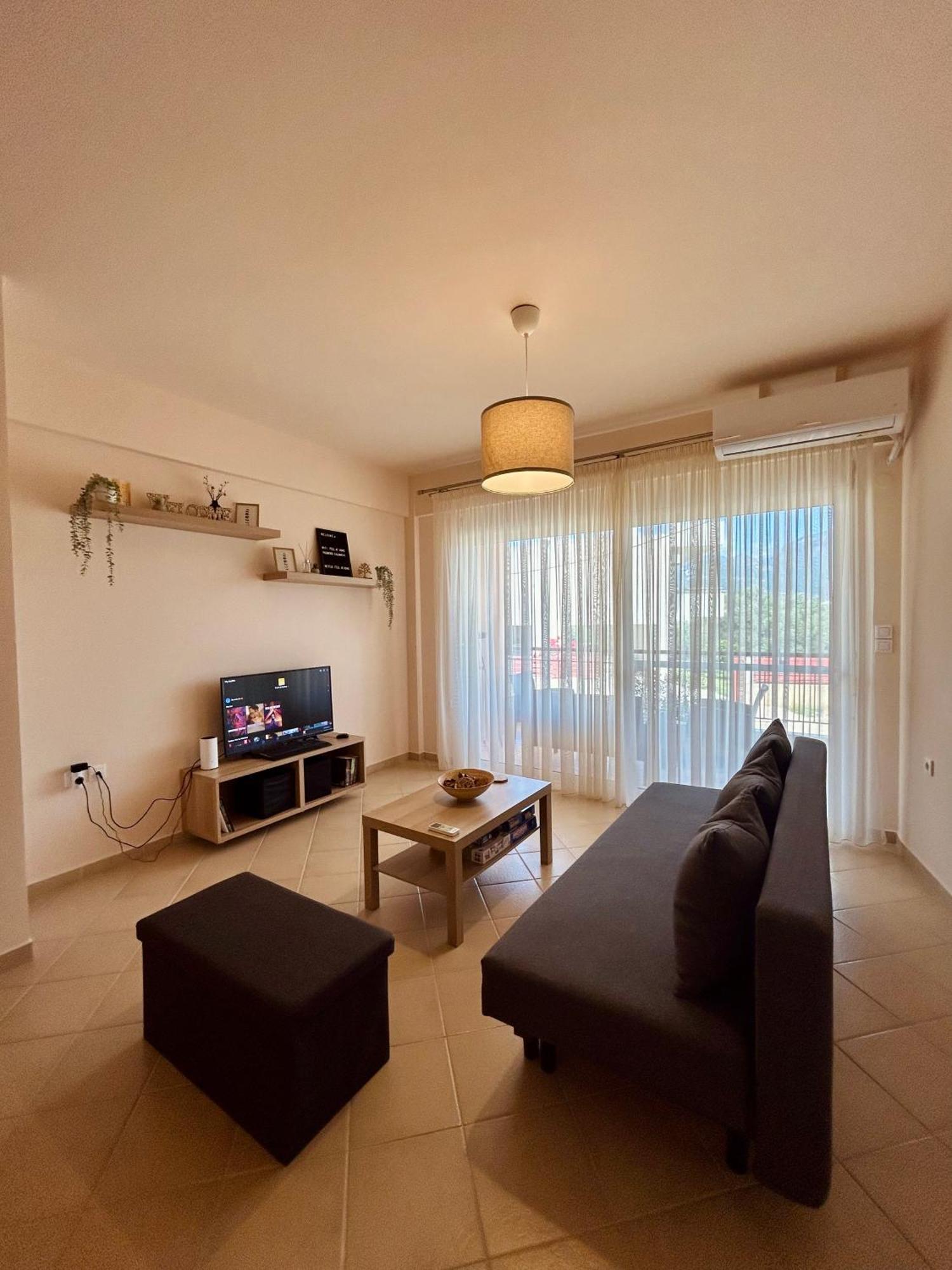 Feel At Home - Kalamata - Near The Center Exterior foto