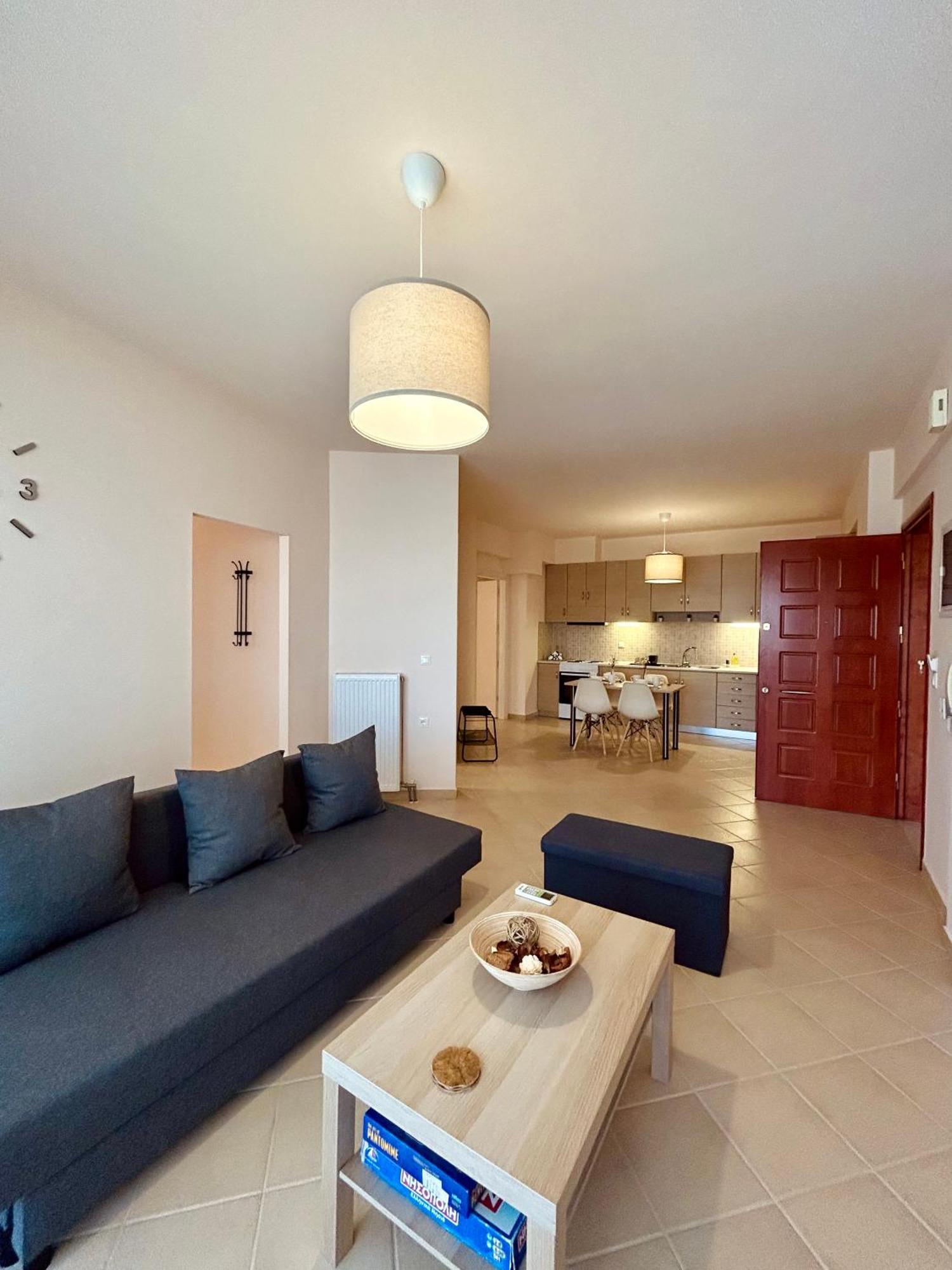 Feel At Home - Kalamata - Near The Center Exterior foto