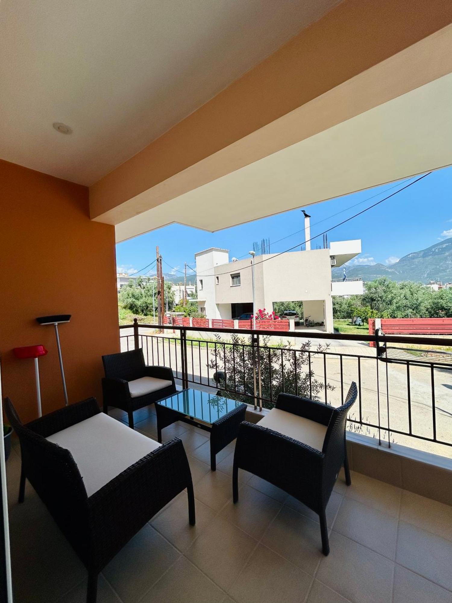 Feel At Home - Kalamata - Near The Center Exterior foto